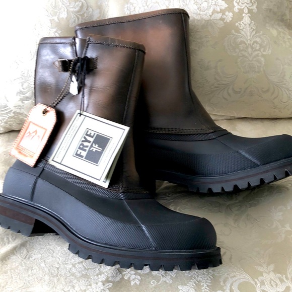 FRYE AND CO. Other - NWT FRYE - MEN’S 12 - 3486162 WINTER RAIN LEATHER HEAVY GRIP MOTORCYCLE BOOTS